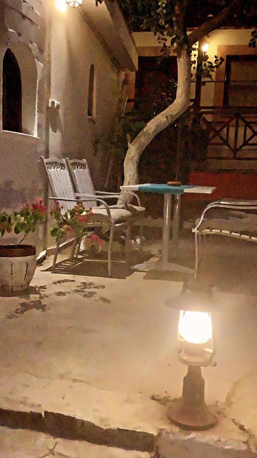 ברגאמה Akropolis Guest House מראה חיצוני תמונה