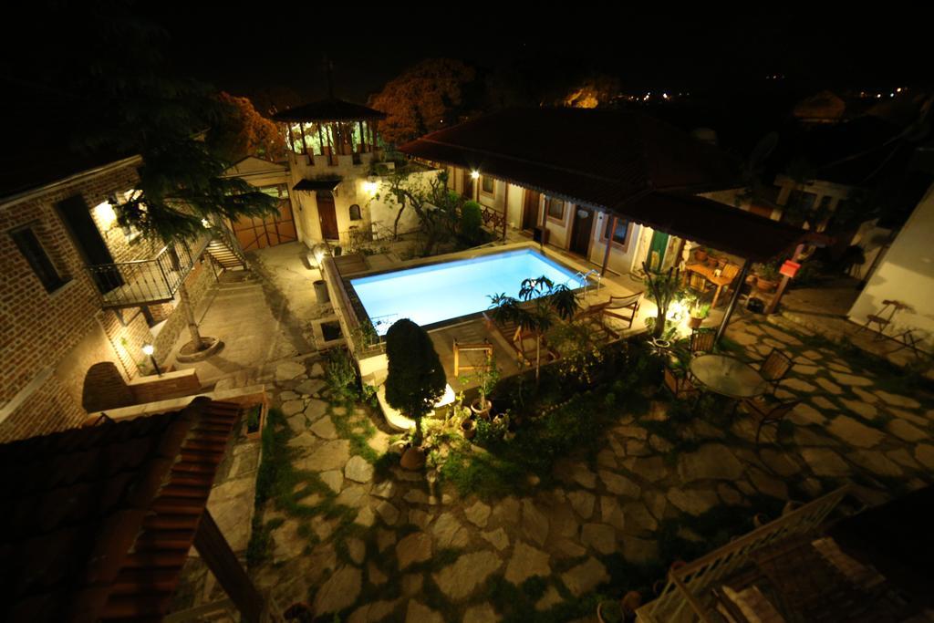 ברגאמה Akropolis Guest House מראה חיצוני תמונה