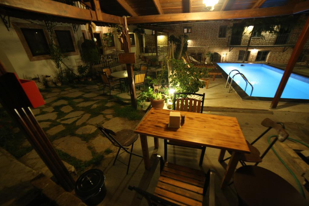 ברגאמה Akropolis Guest House מראה חיצוני תמונה
