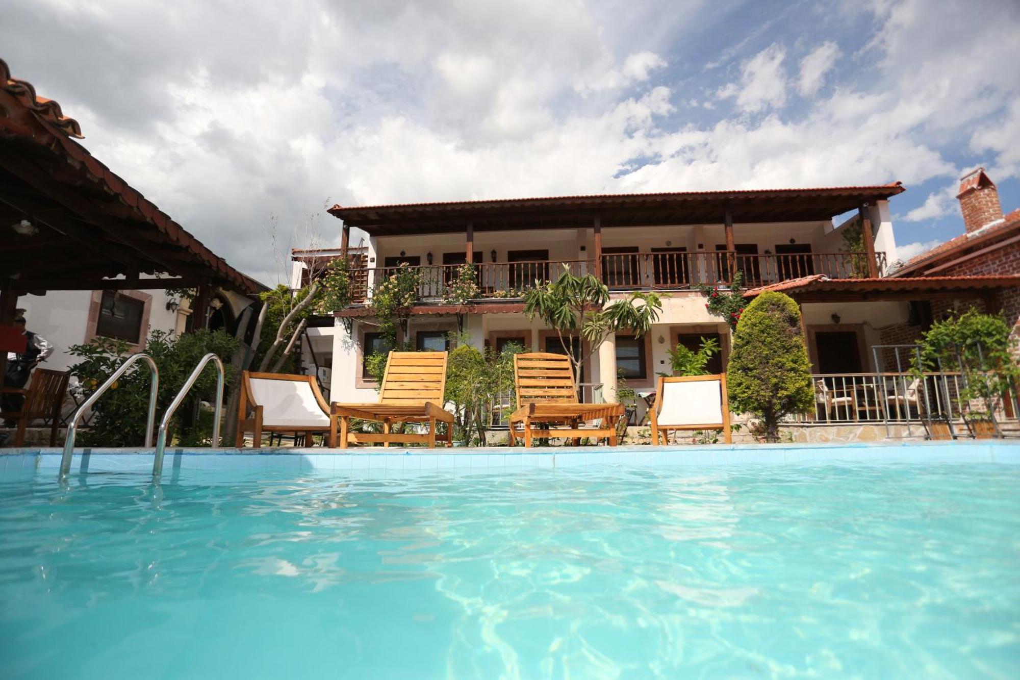 ברגאמה Akropolis Guest House מראה חיצוני תמונה