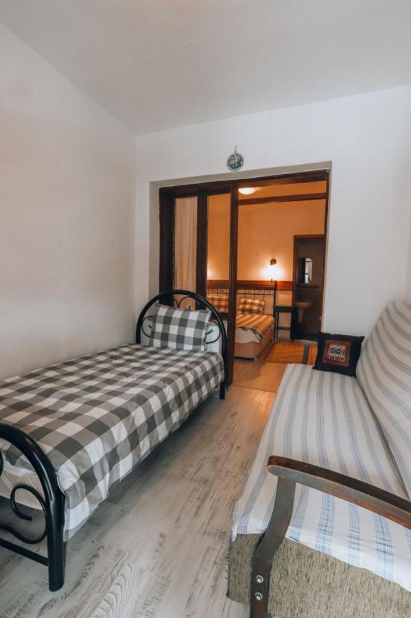 ברגאמה Akropolis Guest House מראה חיצוני תמונה
