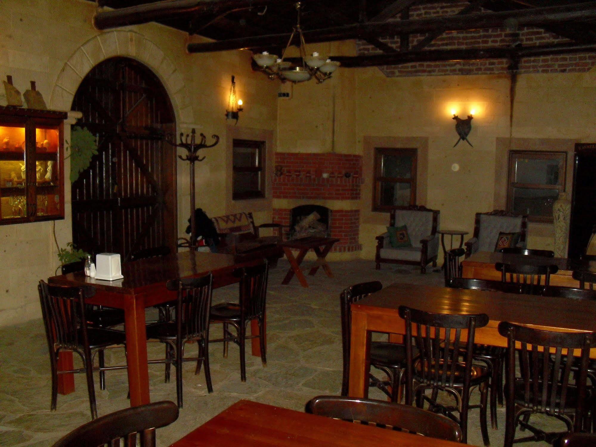 ברגאמה Akropolis Guest House מראה חיצוני תמונה