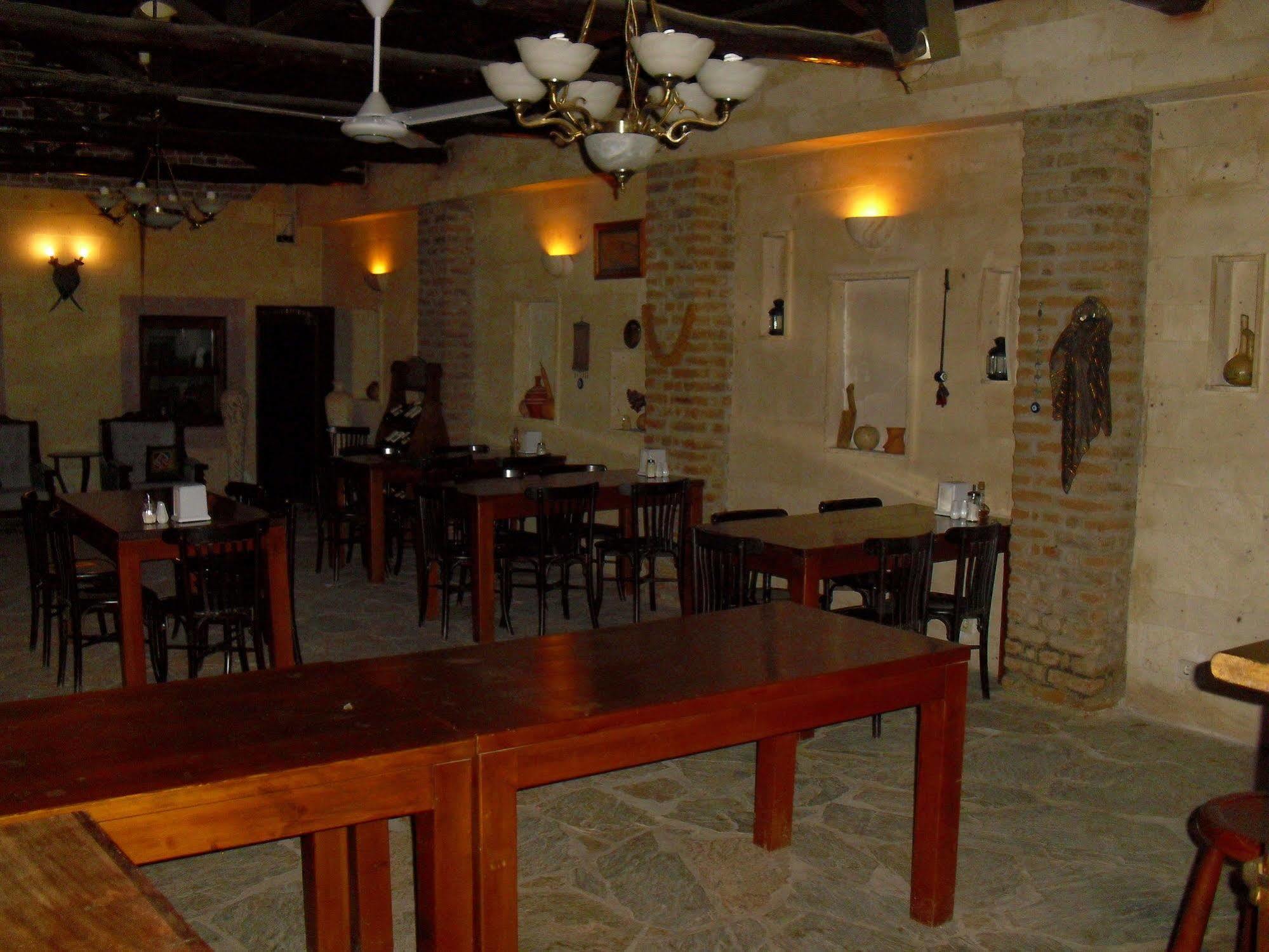 ברגאמה Akropolis Guest House מראה חיצוני תמונה